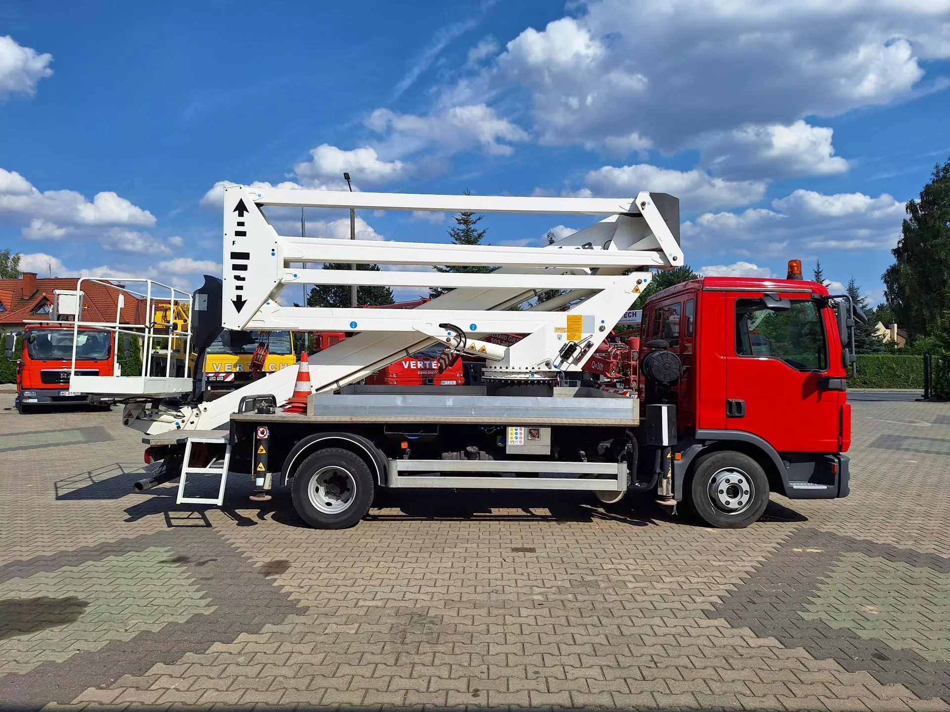 Podnośnik 29m - galeria prac