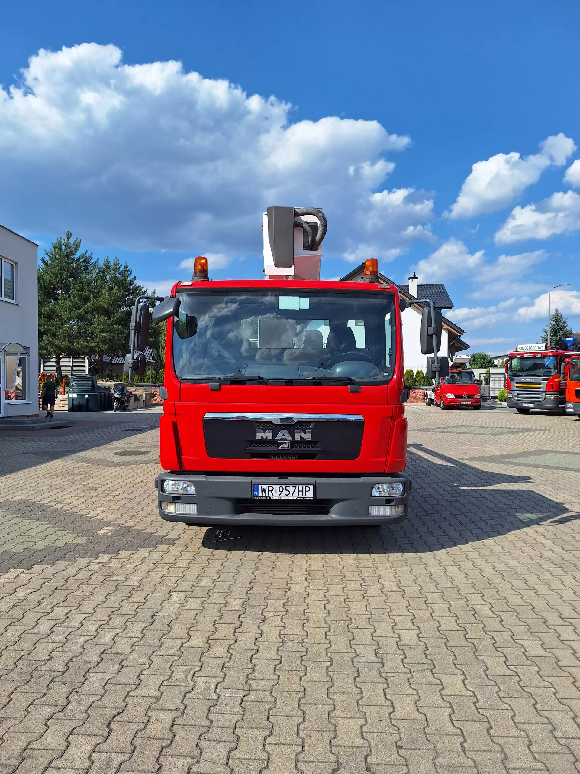 Podnośnik 29m - galeria prac