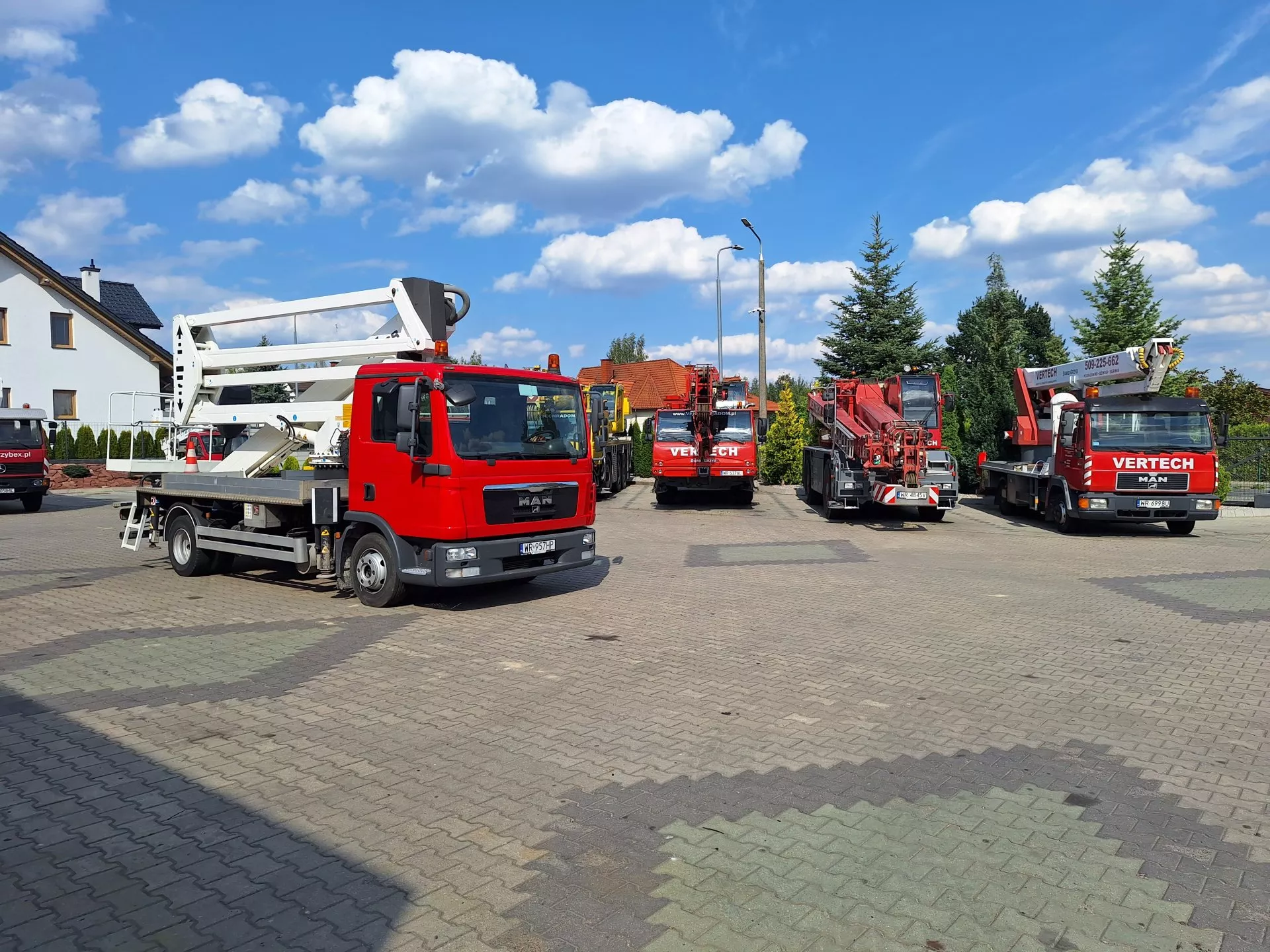 Podnośnik 29m - galeria prac